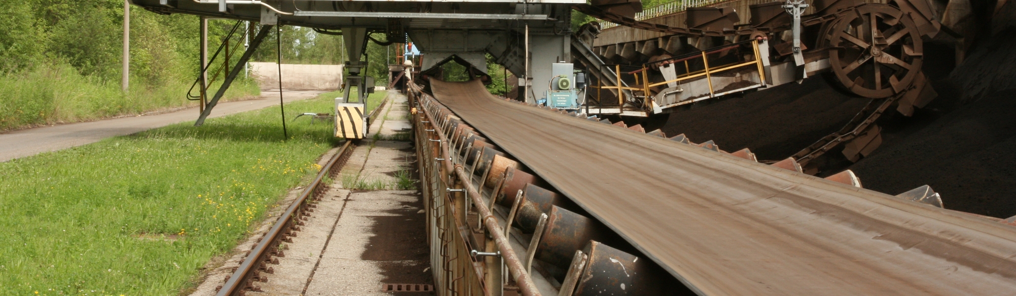 Doprava a dávkování paliva do kotlů na tuhá paliva